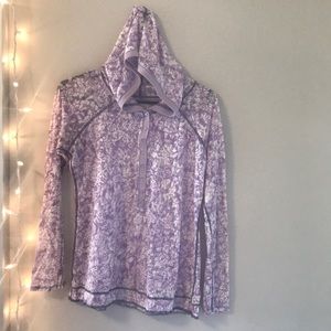 Title Nine Long Sleeve Hooded Shirt